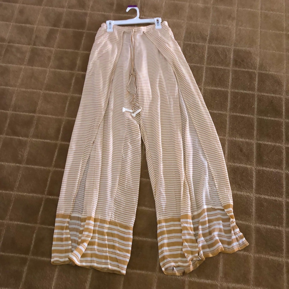 Flowey pants
